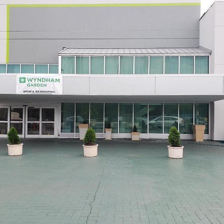Hotel Wyndham Garden Totowa Exterior foto